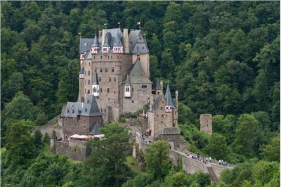 Picture of Eltz Castle, a view from northeast